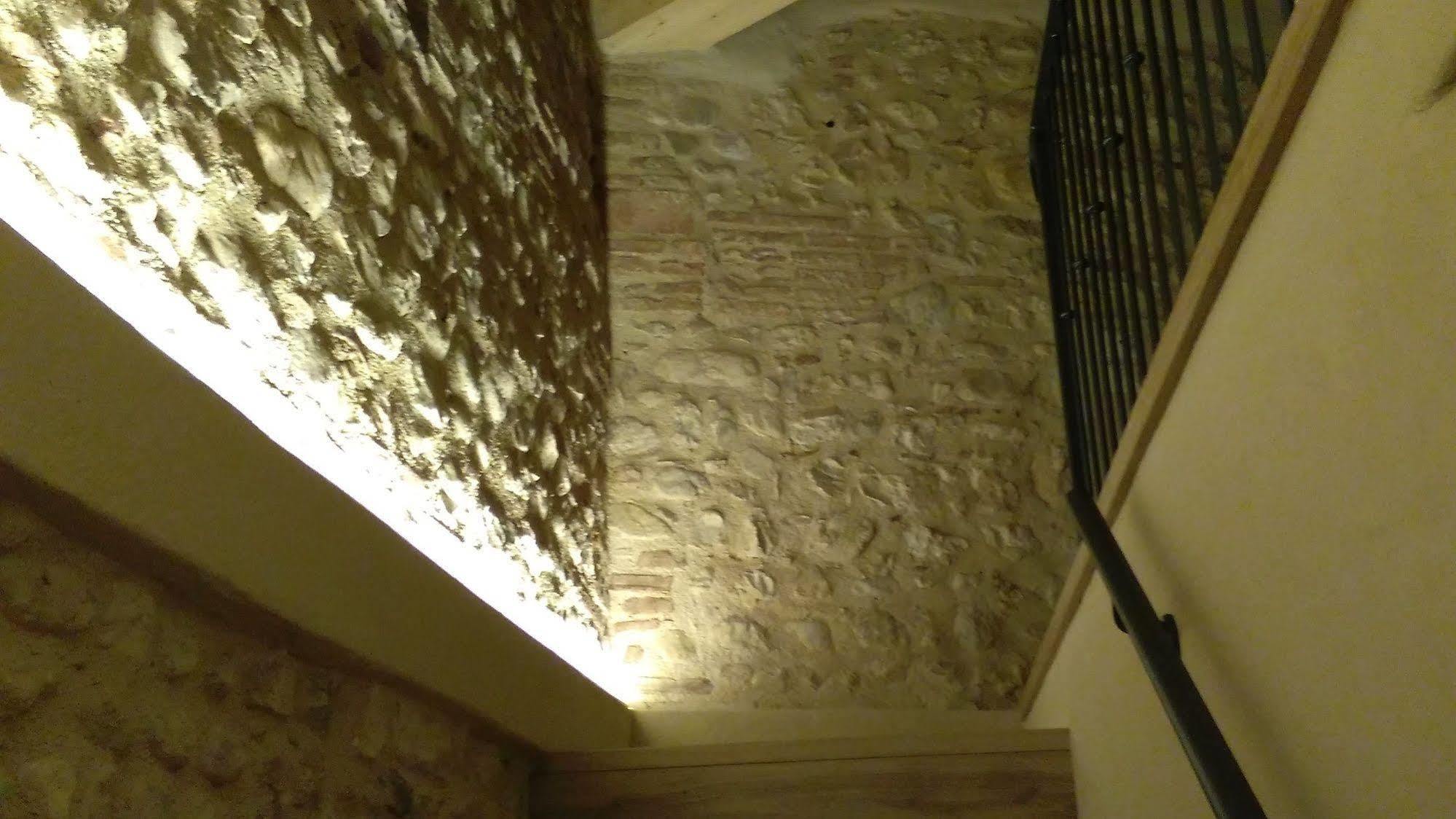 Casa Daisy Hotel Paderno del Grappa Luaran gambar